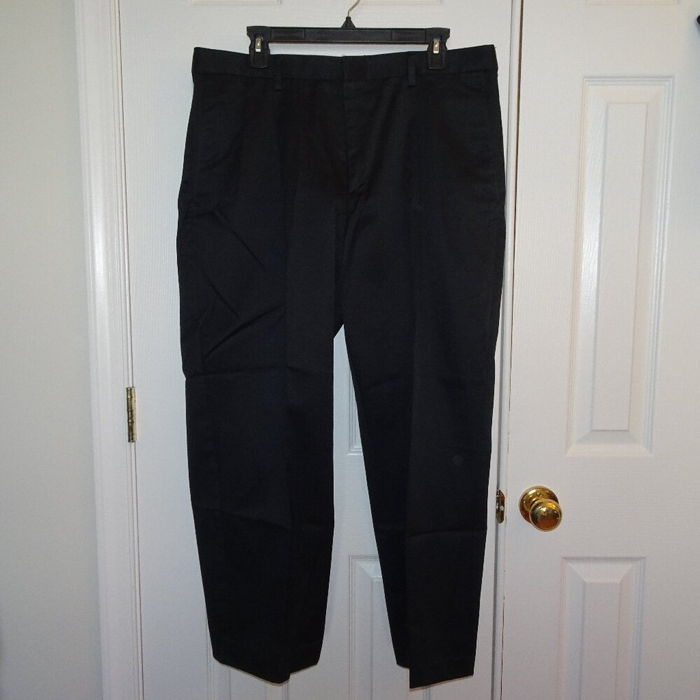 Haggar Pleated Chino Trousers